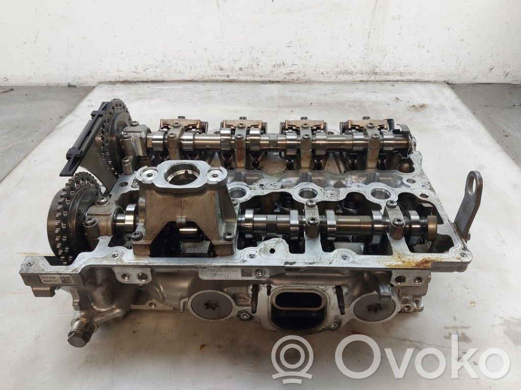 BMW 3 G20 G21 Engine head 