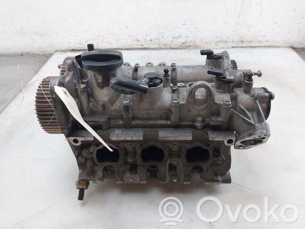 Audi Q2 - Engine head 