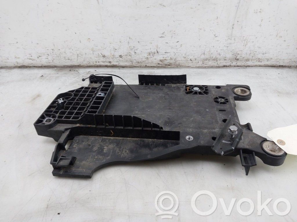 Mini Cooper Countryman F60 Battery box tray 