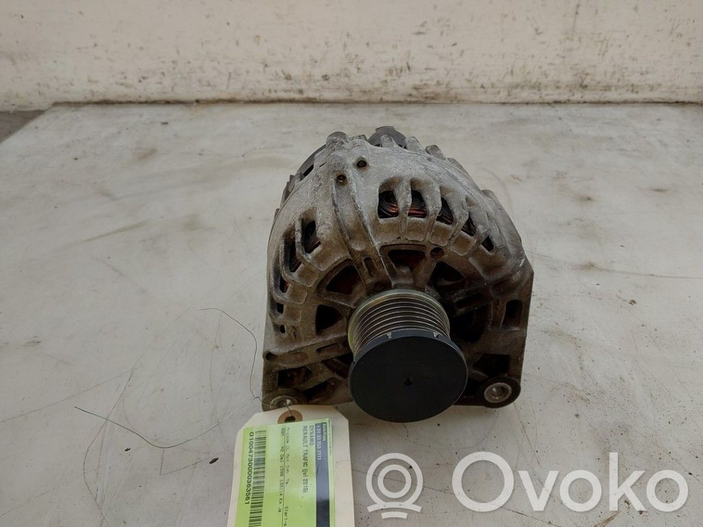 Renault Trafic III (X82) Alternador