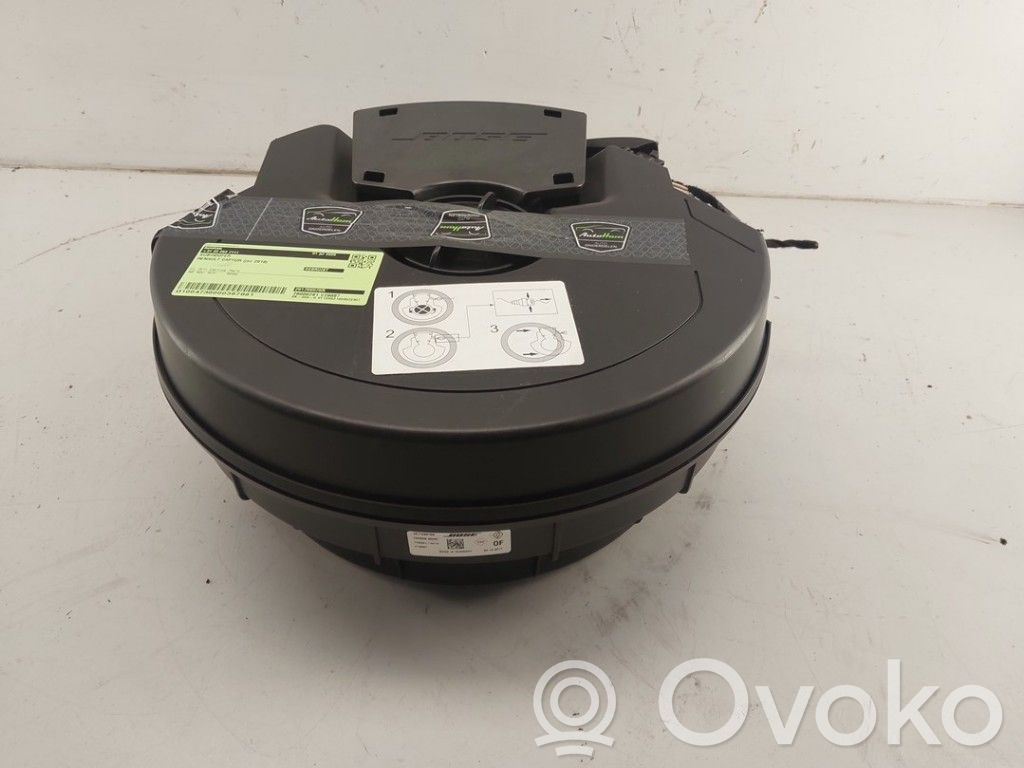 Renault Captur Subwoofer 