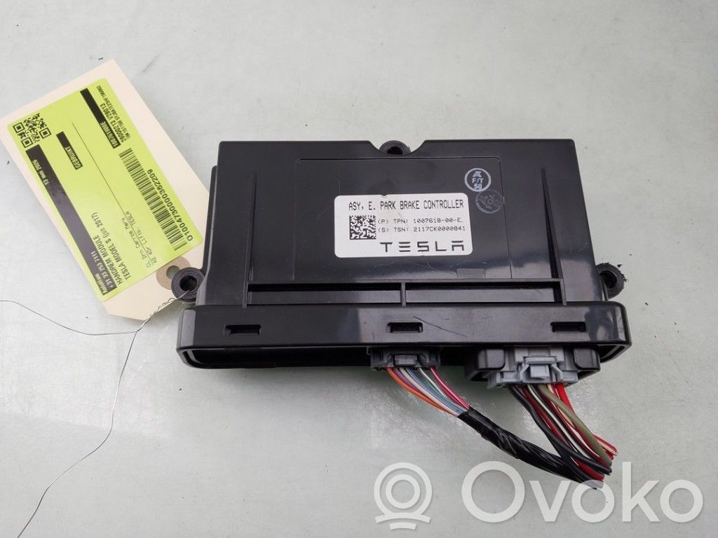 Modul de control frână de mână   100761800E,100761800E,100761800J,100761800E,100761800J