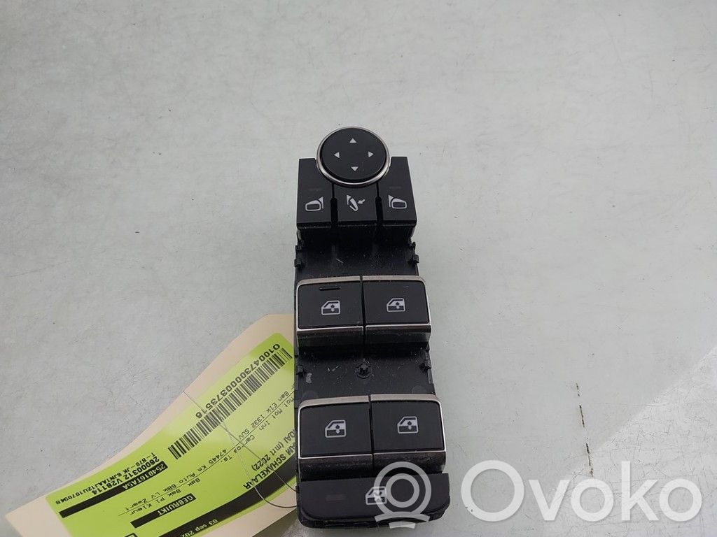 Nissan Qashqai J12 Comutator comandă geamuri electrice 