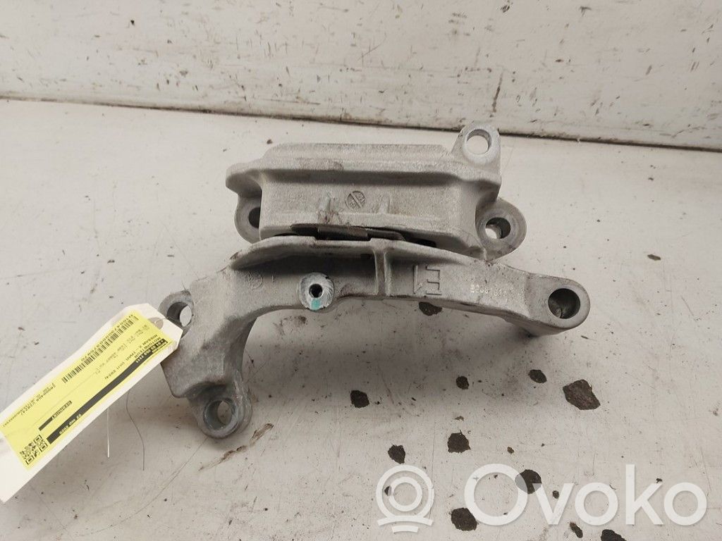 Nissan X-Trail T33 Dzinēja spilvens