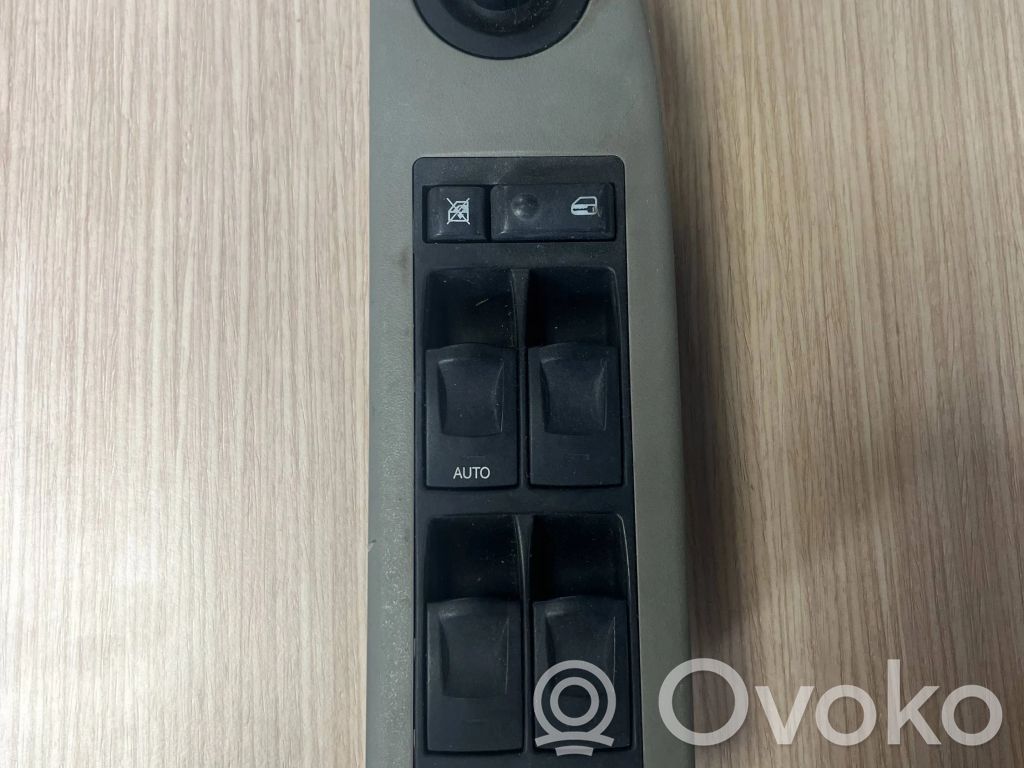 Dodge Durango Electric window control switch 