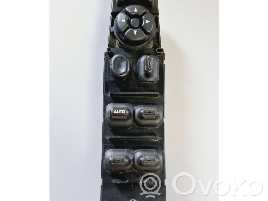 Dodge Grand Caravan Electric window control switch 