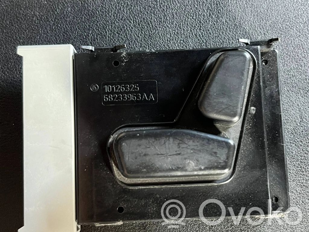 Interruptor de control del asiento   68233963AA,10126325