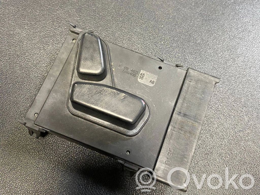 Jeep Grand Cherokee (WK) Seat control switch 
