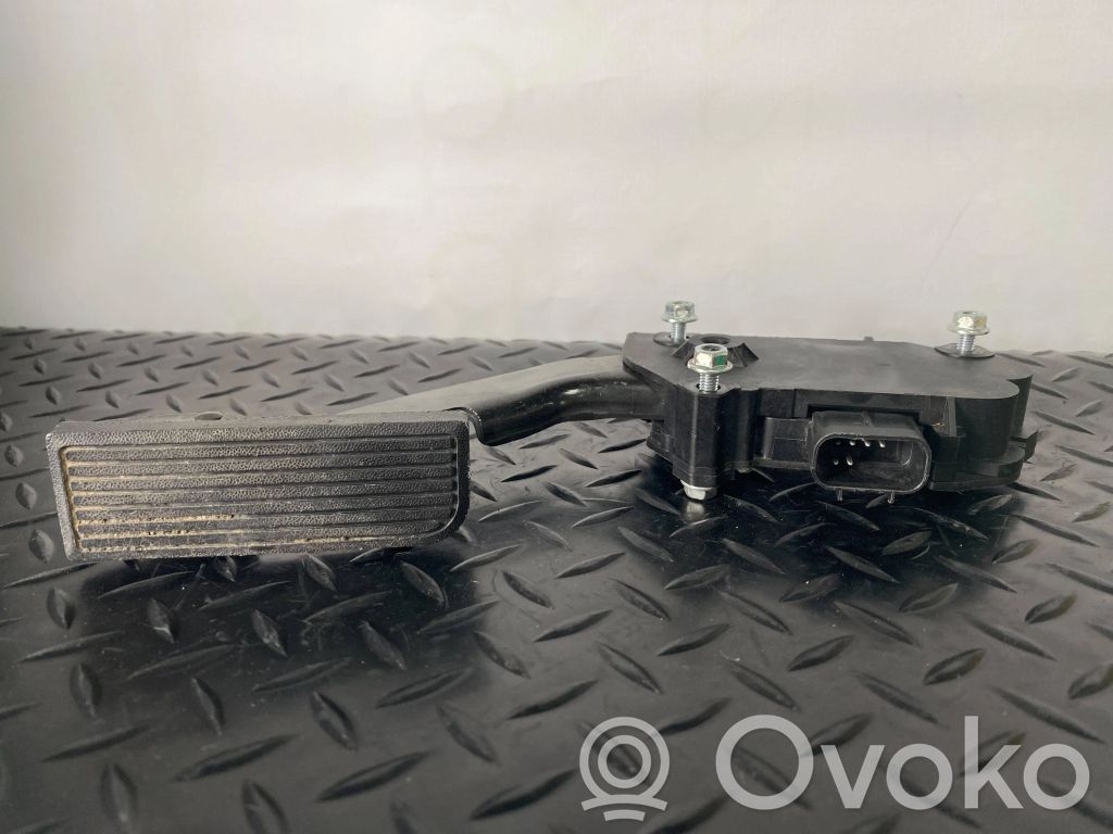 Chrysler Voyager Accelerator throttle pedal 