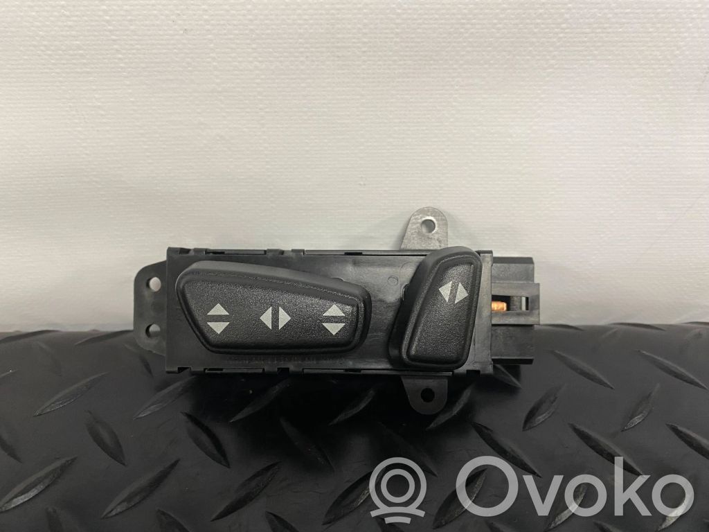 Chrysler 300M Seat control switch 