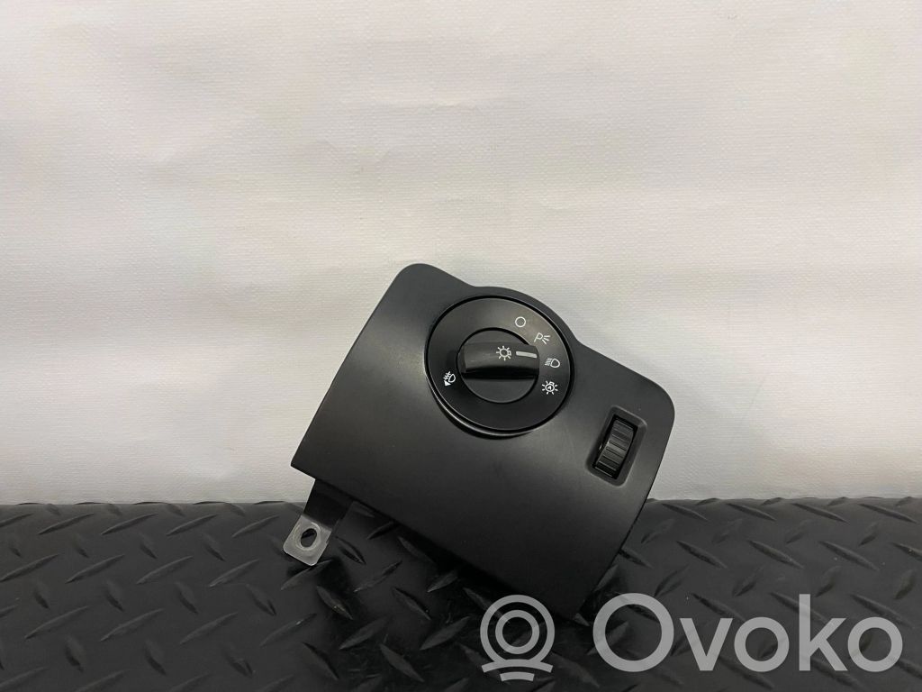 Ford Explorer Light switch 