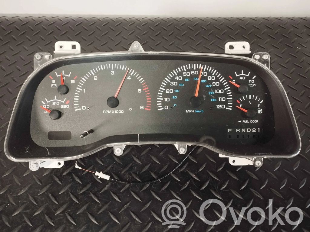 Dodge Durango Speedometer (instrument cluster) 