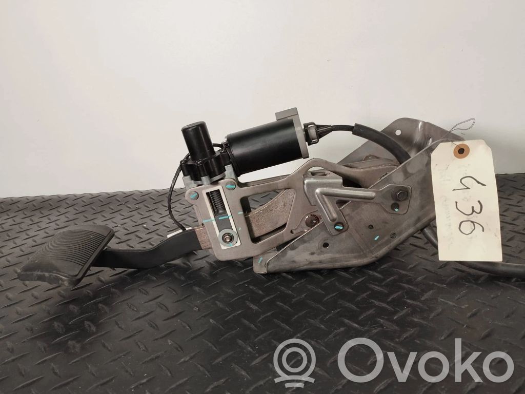 Jeep Grand Cherokee (WK) Accelerator throttle pedal 