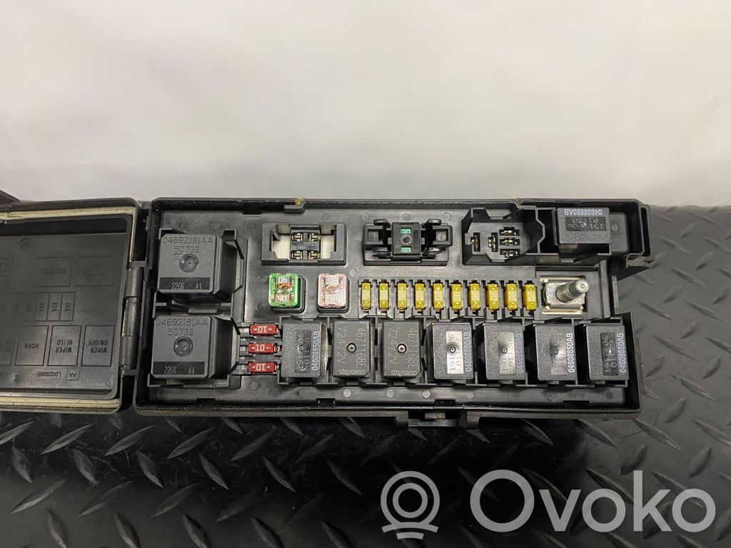 Dodge Durango Fuse box set 