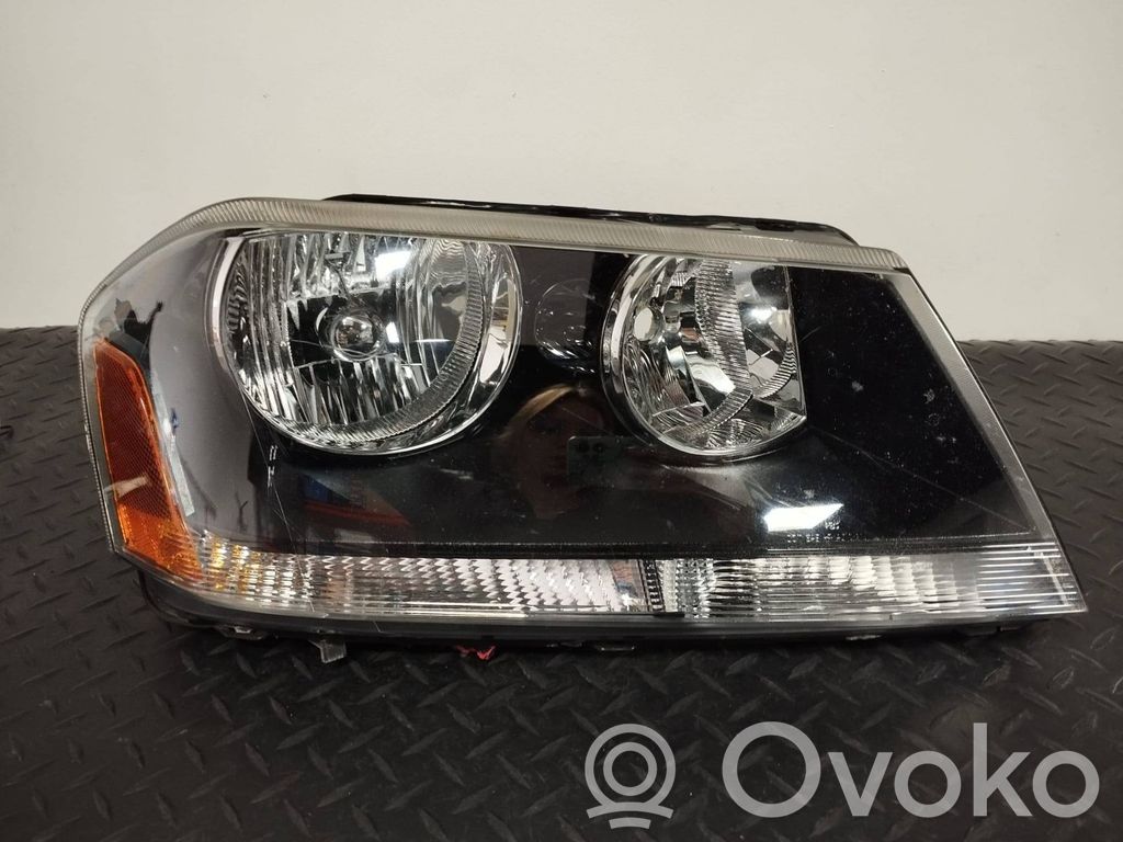 Dodge Avenger Lampa przednia 