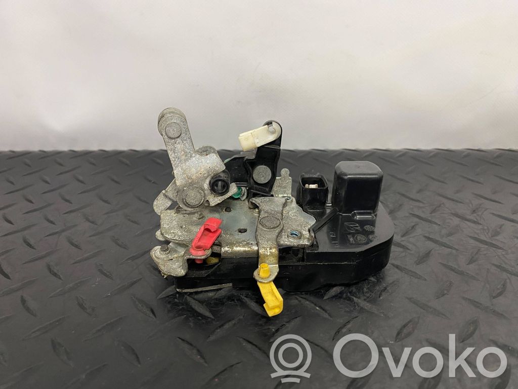 Jeep Commander Etuoven lukko 