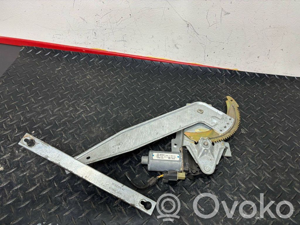Dodge Durango Front door window regulator with motor 