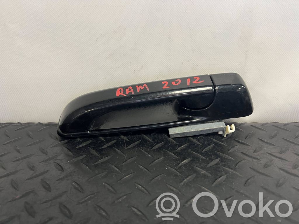 Dodge RAM Manecilla externa puerta delantera 