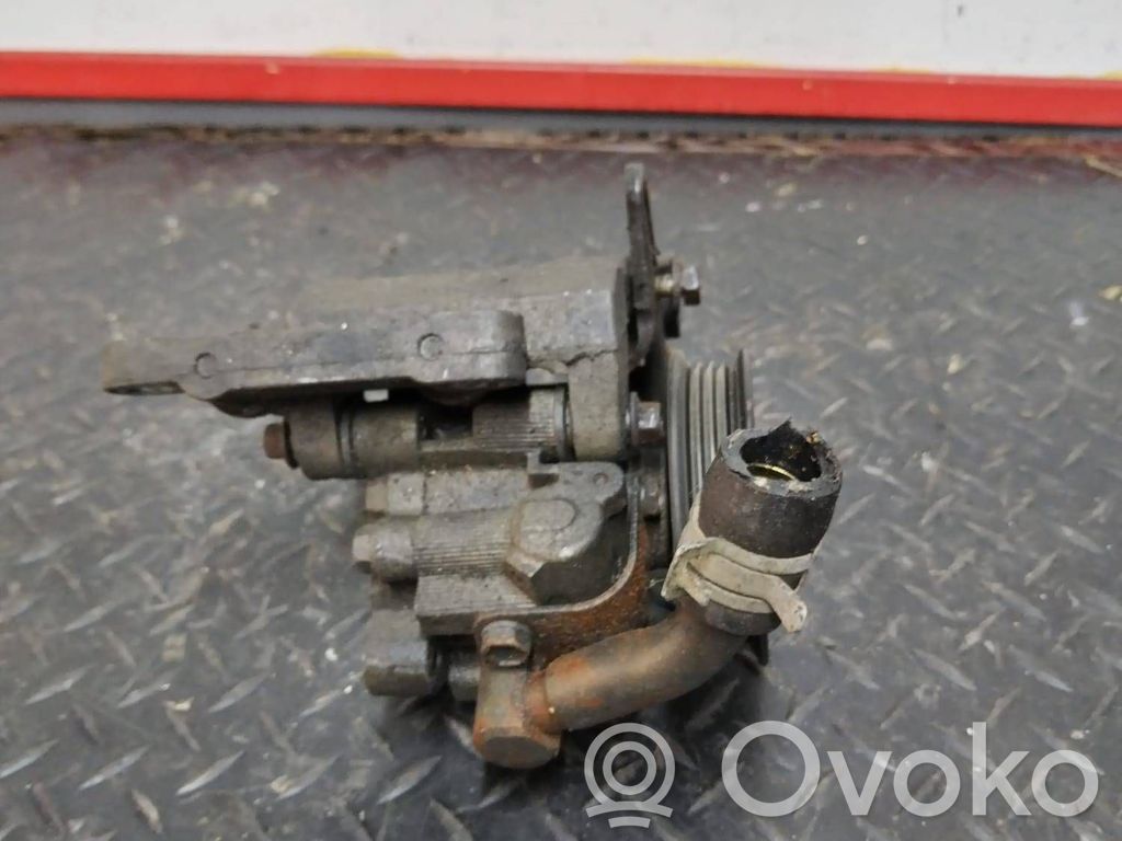 Chrysler Sebring (ST-22 - JR) Ohjaustehostimen pumppu 