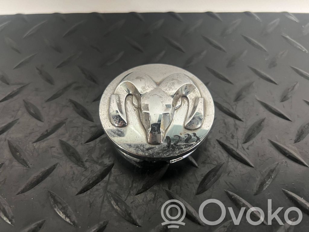 Dodge RAM Tapacubos original de rueda 