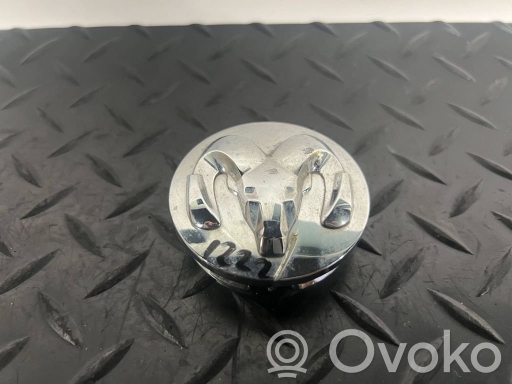 Dodge RAM Tapacubos original de rueda 