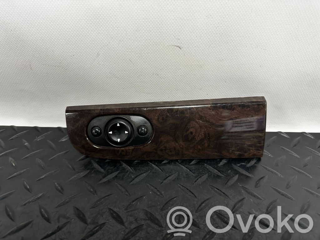 Chrysler Sebring (ST-22 - JR) Wing mirror switch 
