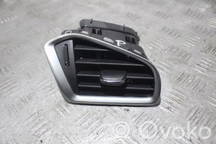 Citroen C4 I Boczna kratka nawiewu deski rozdzielczej 