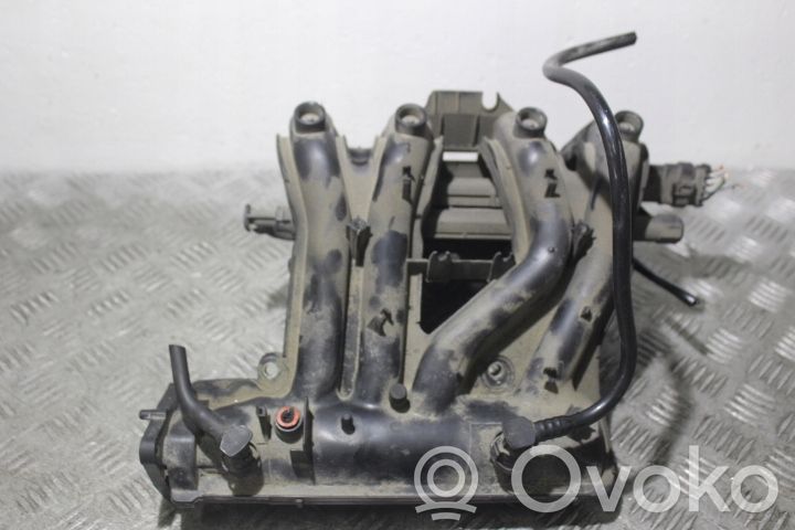 Fiat Punto (188) Colector de admisión 