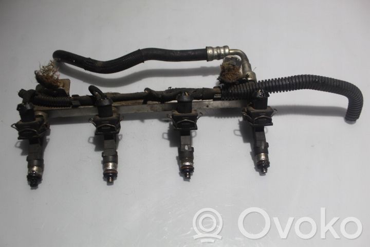 Opel Corsa C Tubo principal de alimentación del combustible 