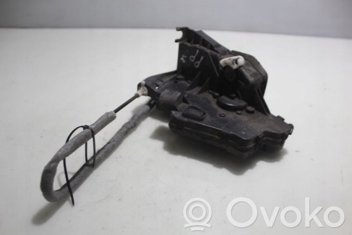 BMW 3 E46 Priekinė durų spyna 