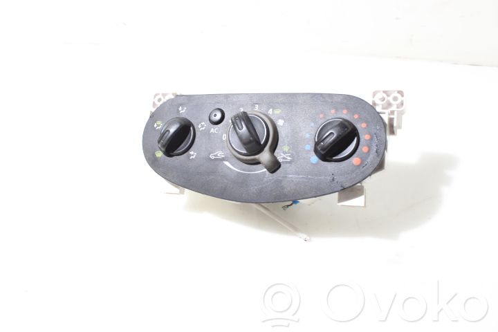 Dacia Sandero Interior fan control switch 