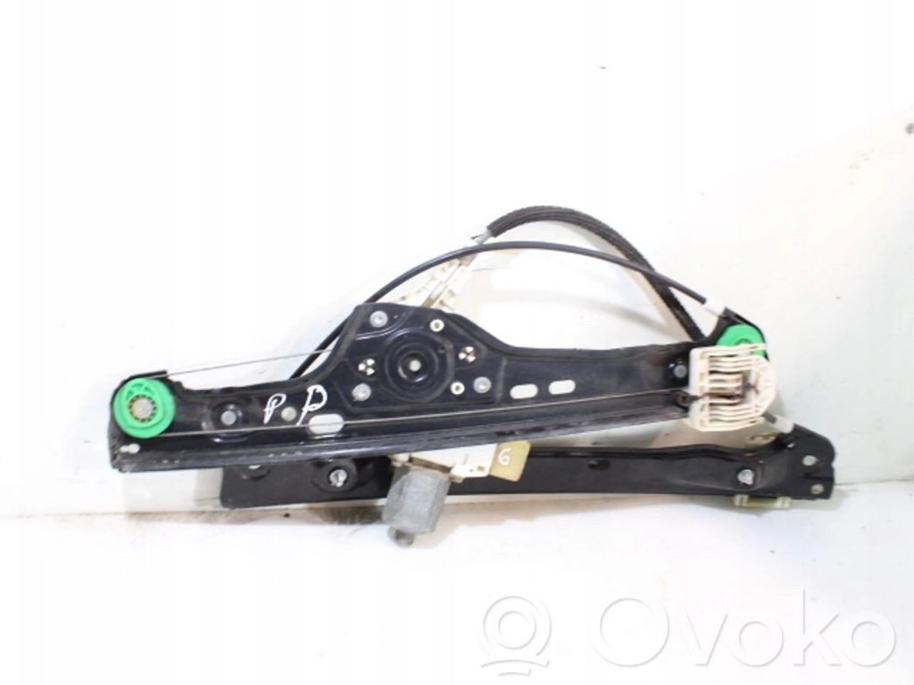 Front window lifting mechanism without motor