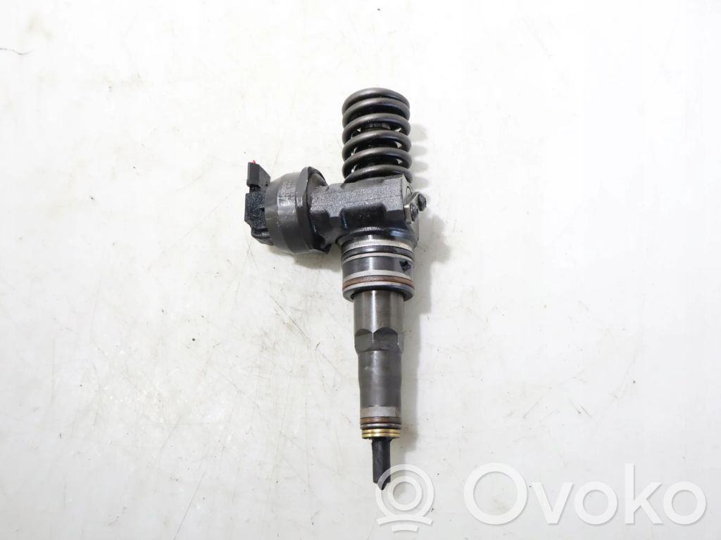 Inyector de combustible   0414720215
