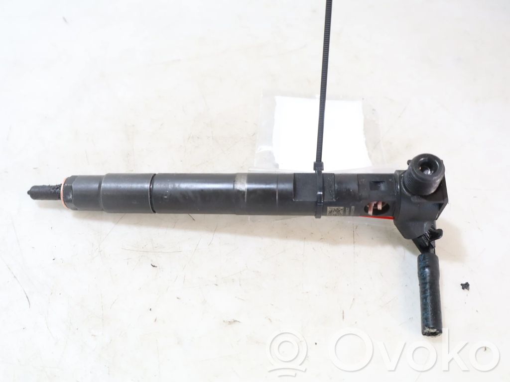 Infiniti Q50 Inyector de combustible 