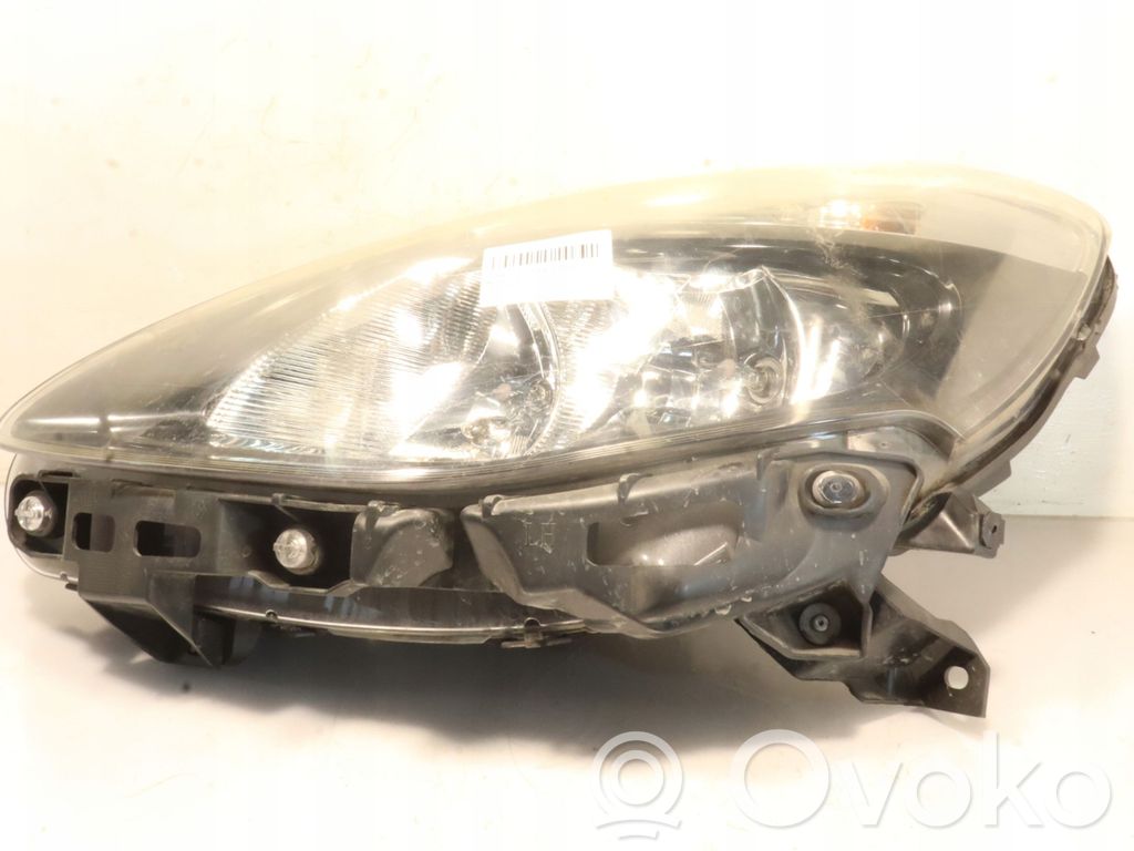 Renault Clio III Phare frontale