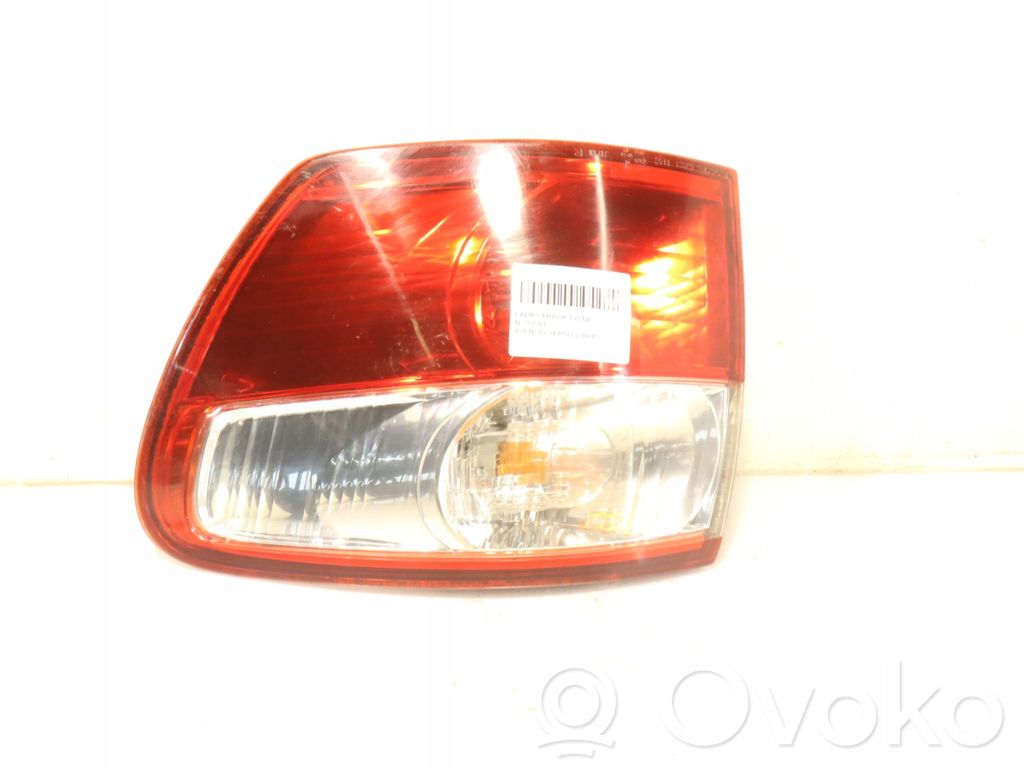Toyota Avensis T250 Galinis žibintas kėbule 