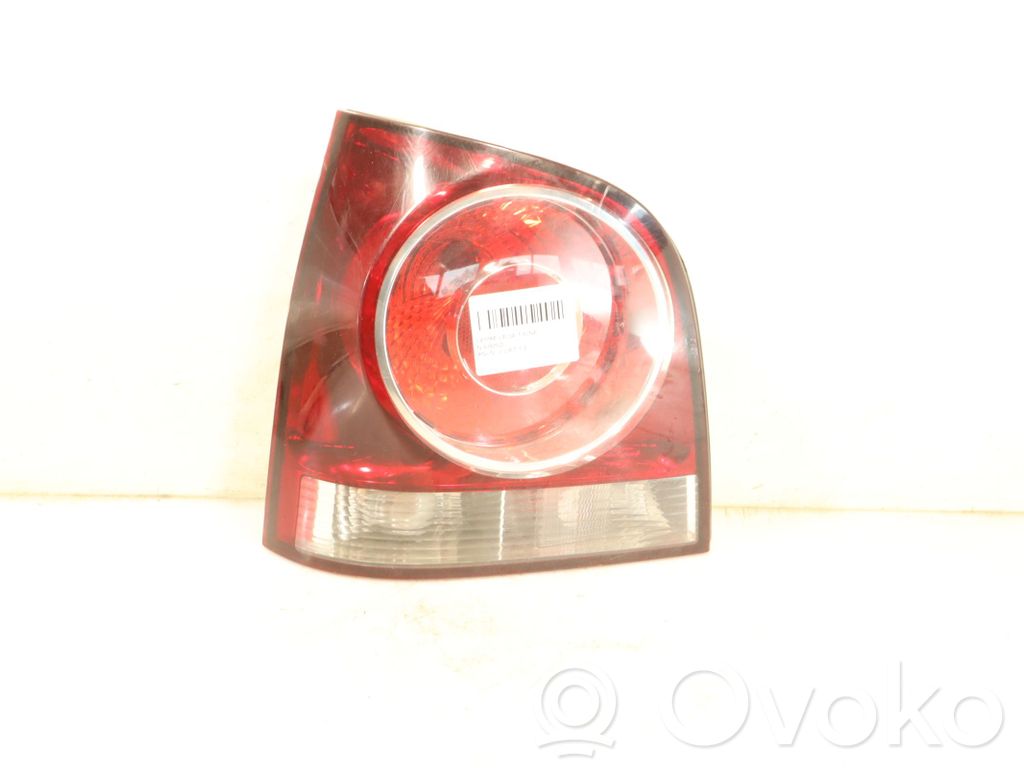 Volkswagen Polo IV 9N3 Lampă spate în caroserie 