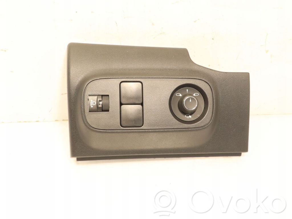 Citroen C3 Wing mirror switch 