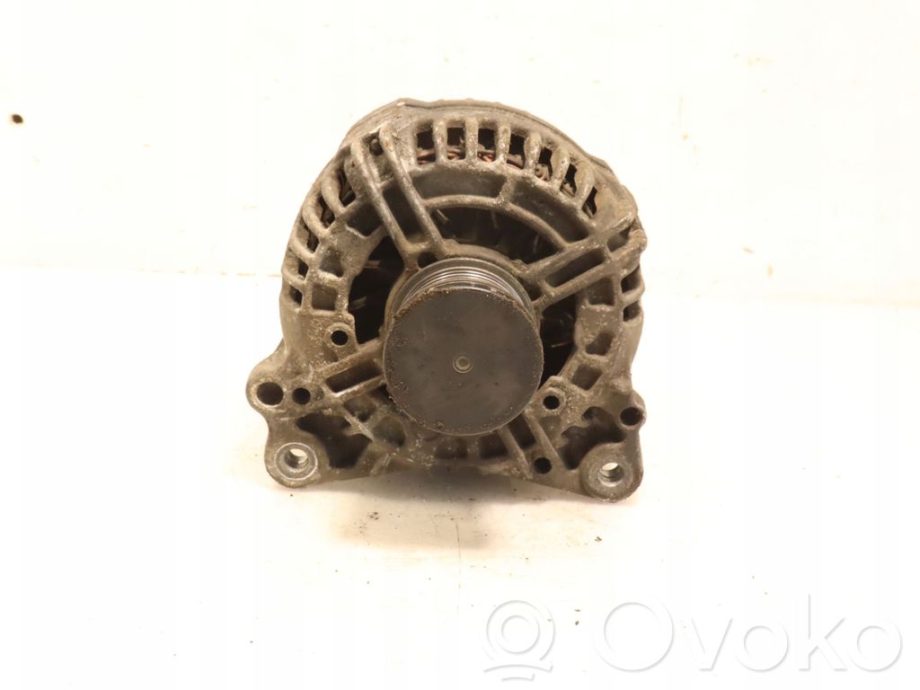 Skoda Roomster (5J) Alternator 