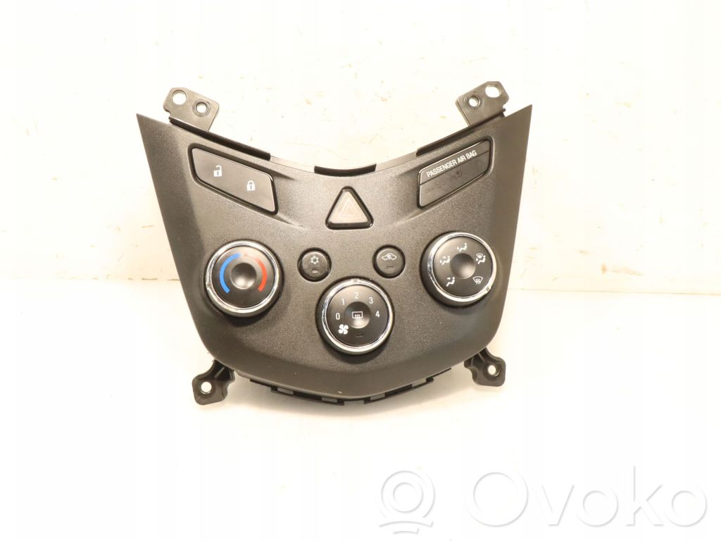 Chevrolet Aveo Interior fan control switch 