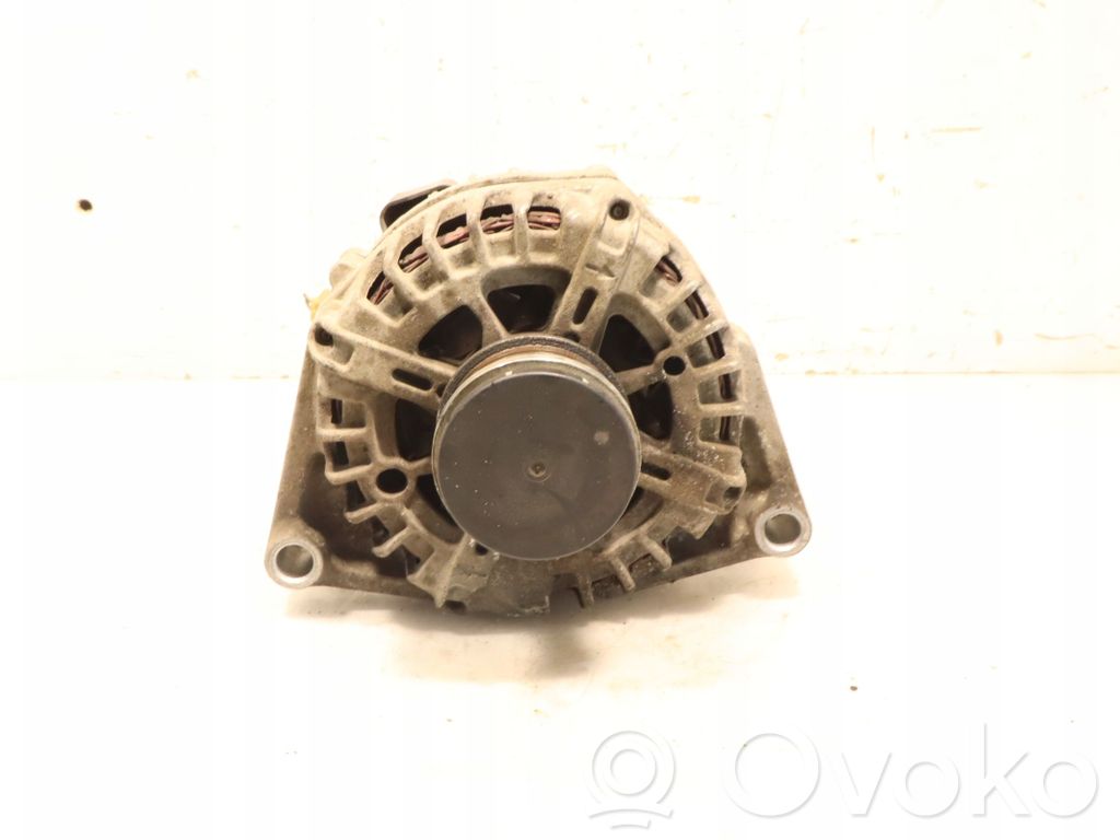 Opel Astra J Ģenerators 