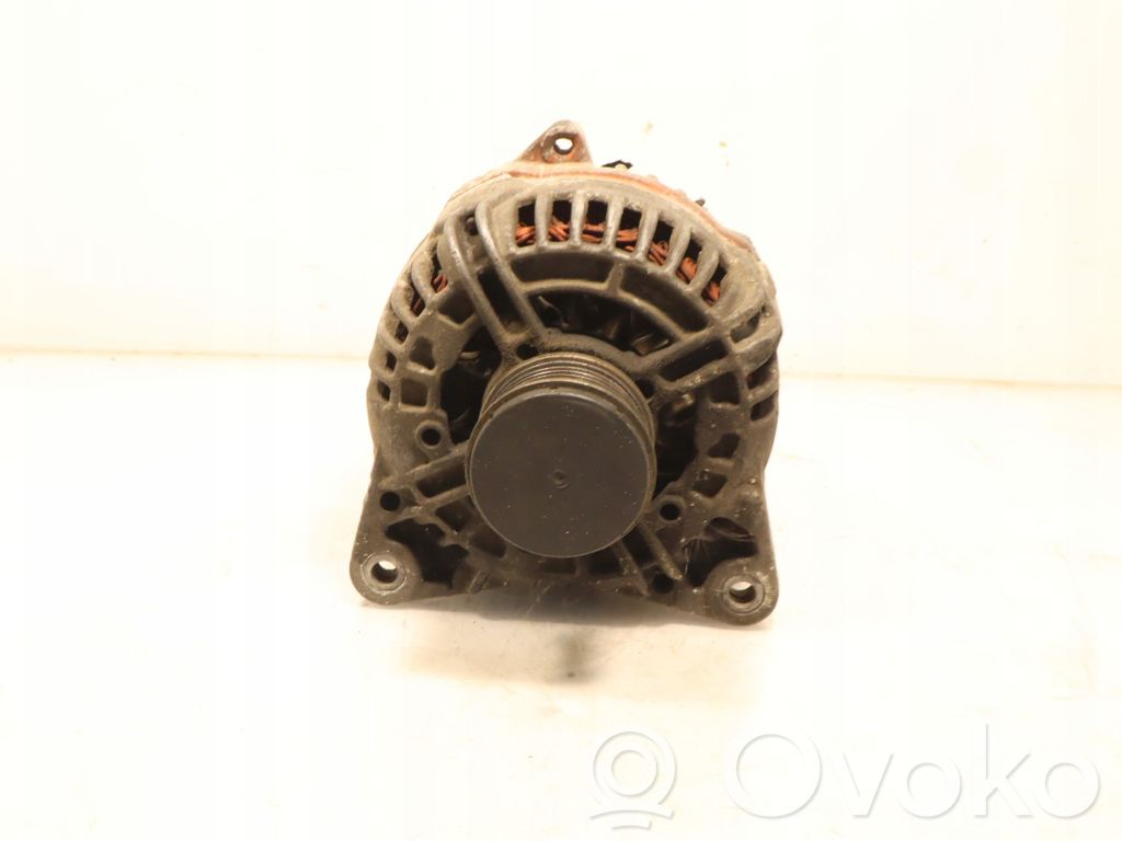 Alternador   028903028D