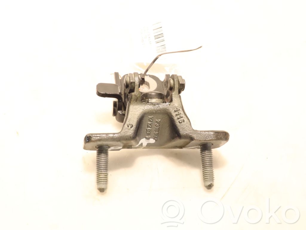 BMW 2 F45 Tailgate/trunk/boot hinge 