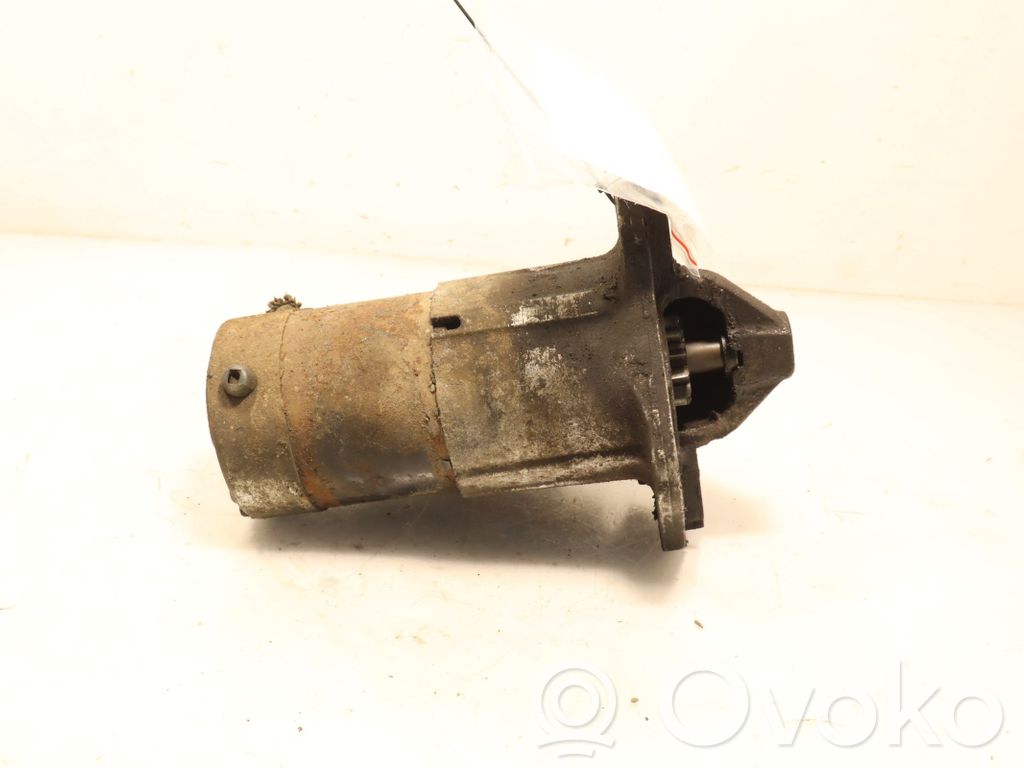 Motor de arranque   8200584675B