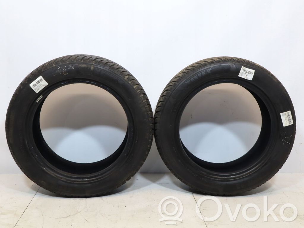 Neumático de verano R16