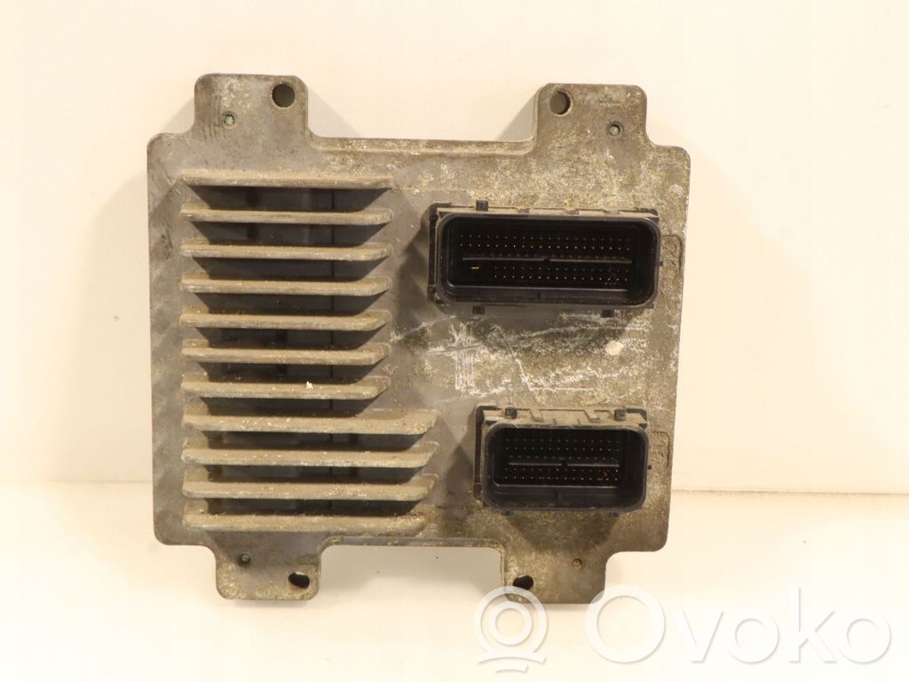 Opel Corsa D Komputer / Sterownik ECU silnika 