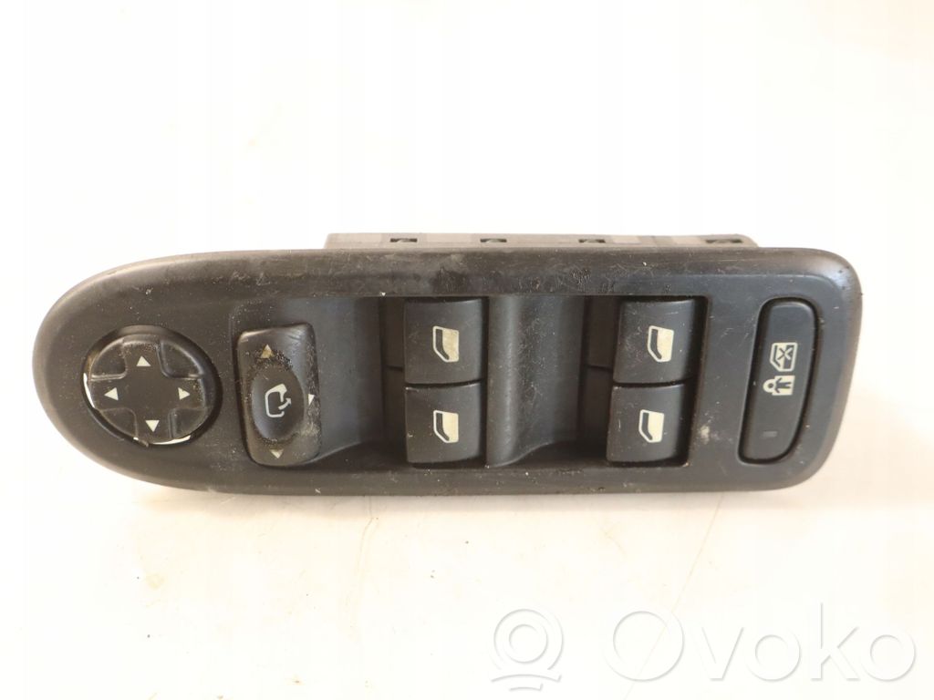 Citroen C5 Electric window control switch 