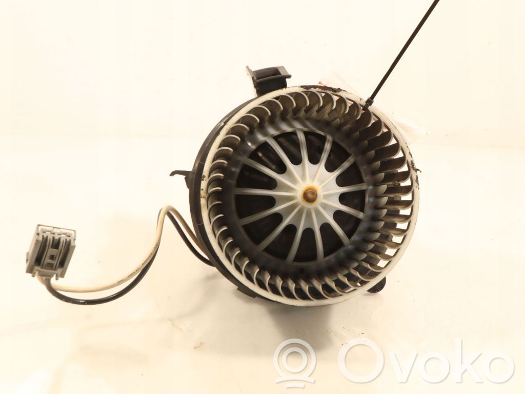 Opel Astra J Heater fan/blower 