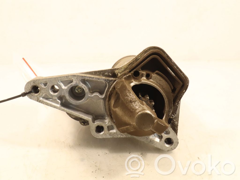 Motor de arranque   233001903R