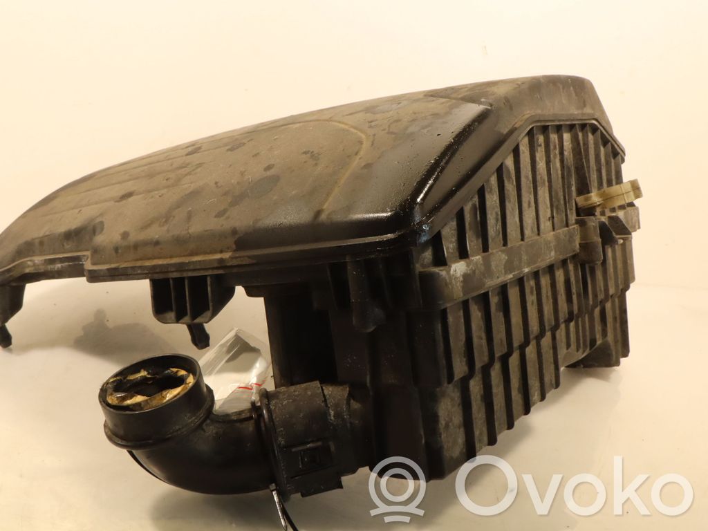 Dacia Logan II Air filter box 